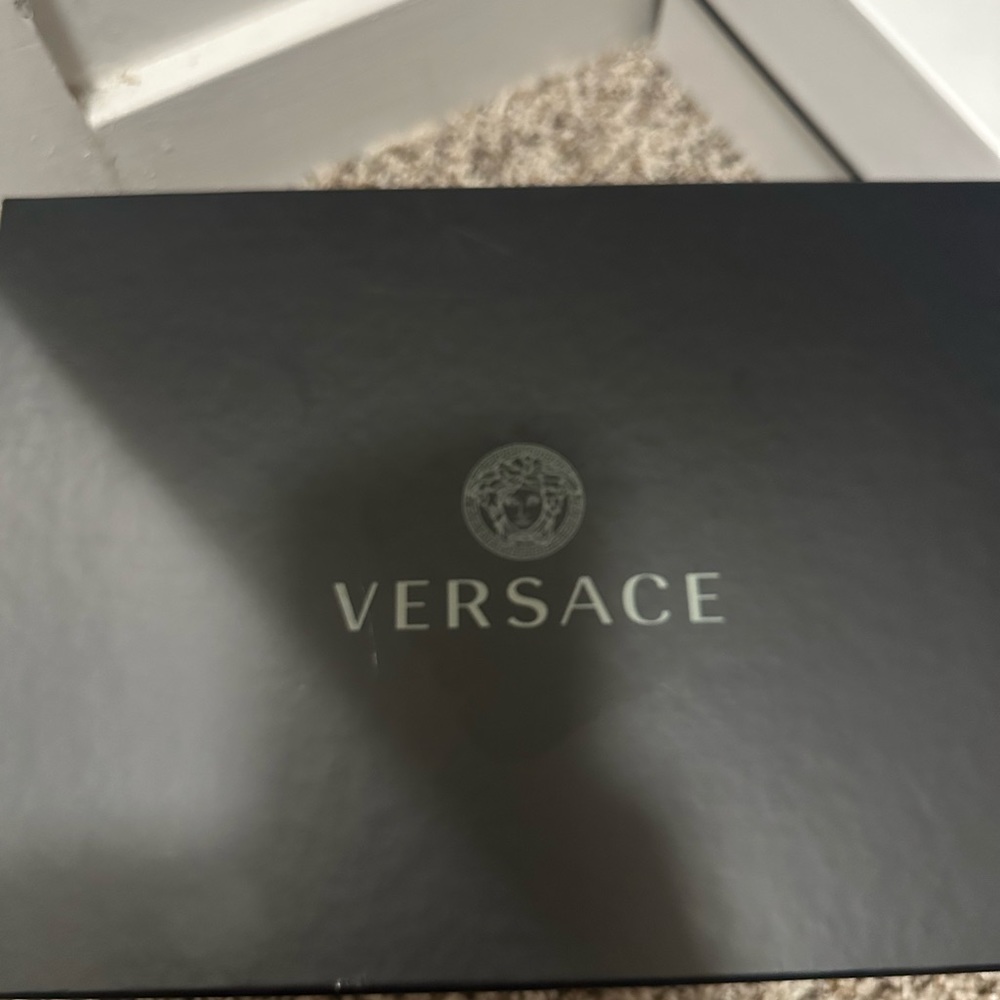 Versace heels size 40 - Picture 4 of 6